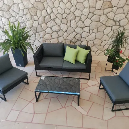 Guest house Zara